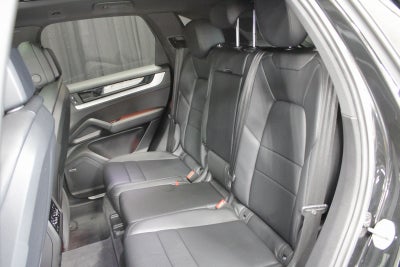 2025 Porsche Cayenne Base