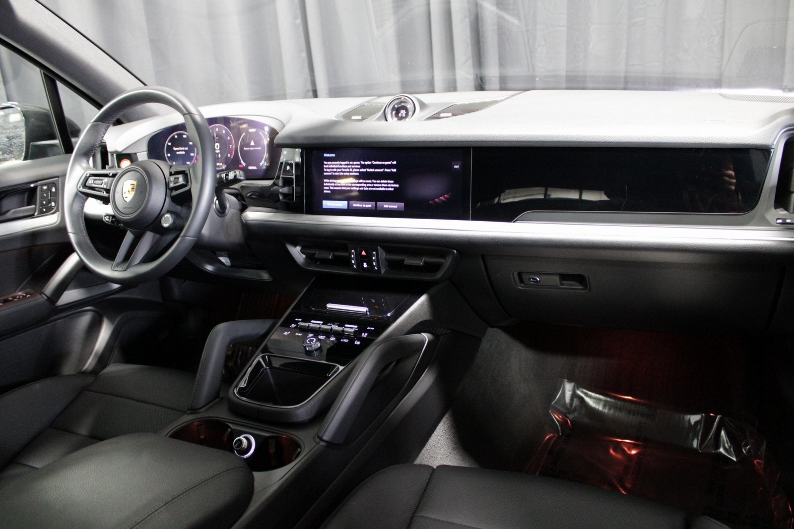 2025 Porsche Cayenne Base