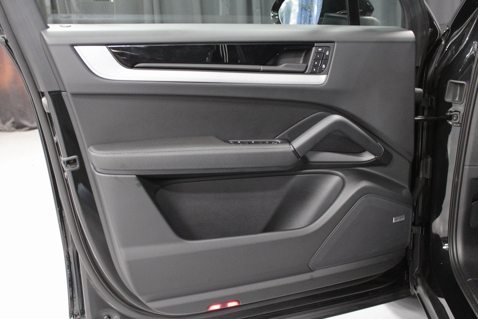 2025 Porsche Cayenne Base