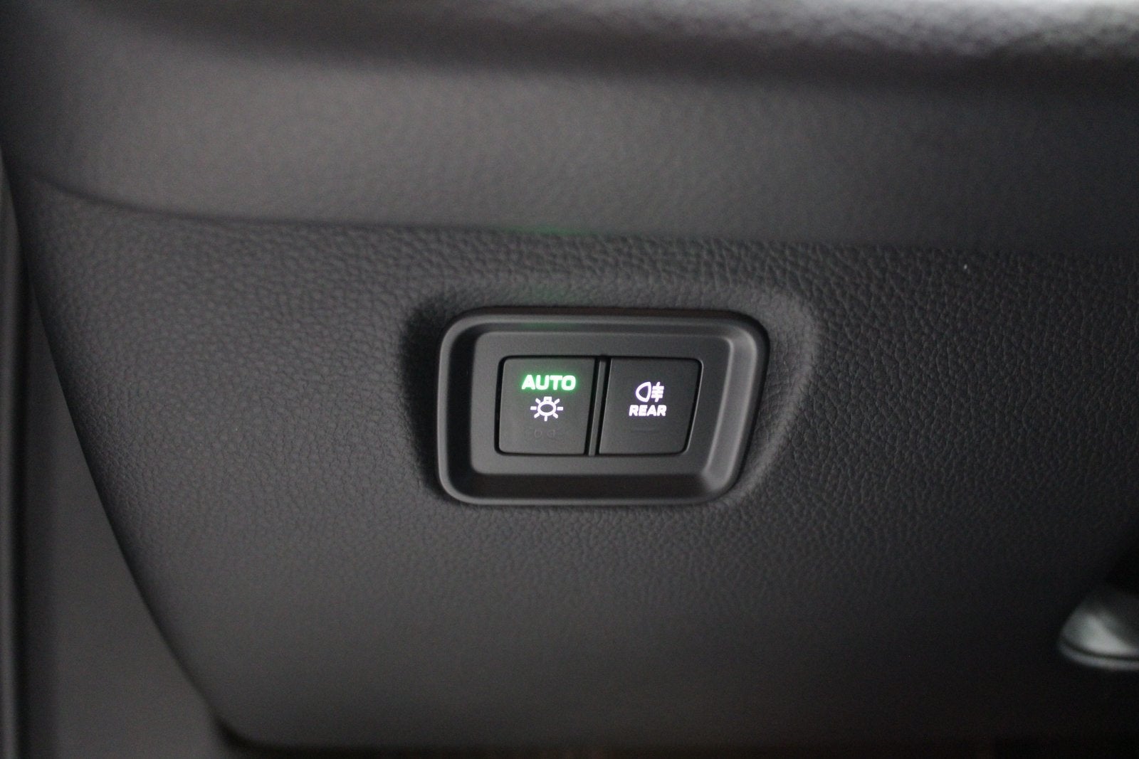 2025 Porsche Cayenne Base