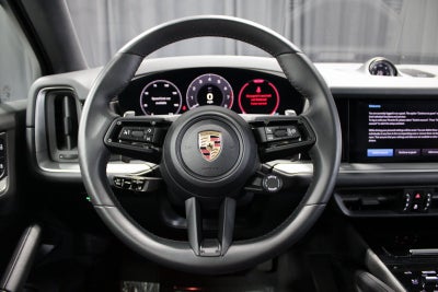 2025 Porsche Cayenne Base