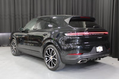 2025 Porsche Cayenne Base