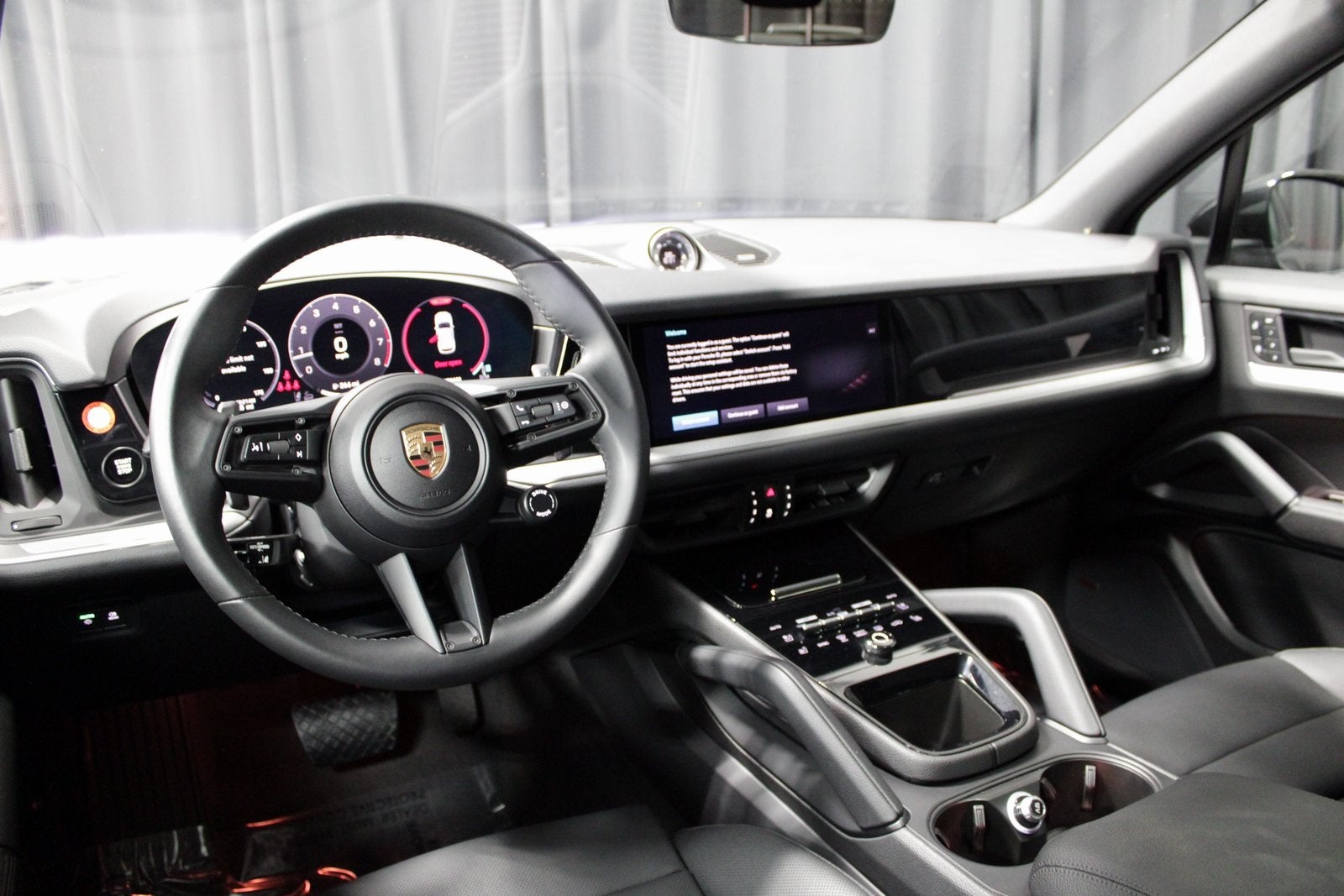 2025 Porsche Cayenne Base