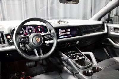 2025 Porsche Cayenne Base