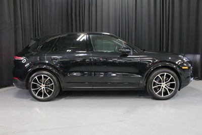 2025 Porsche Cayenne Base