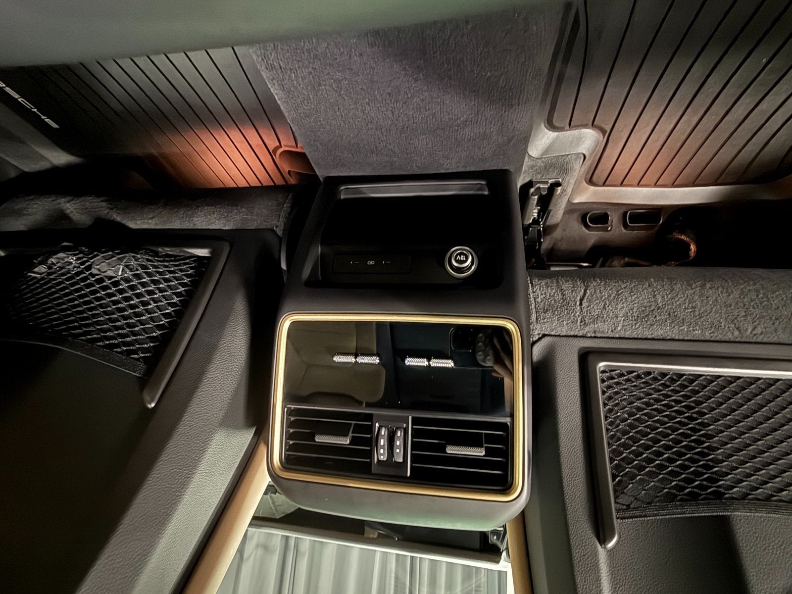 2025 Porsche Cayenne Base