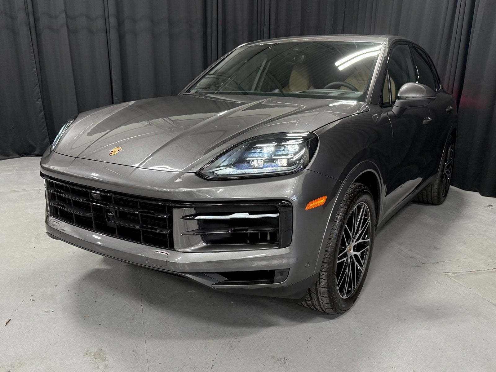 2025 Porsche Cayenne Base