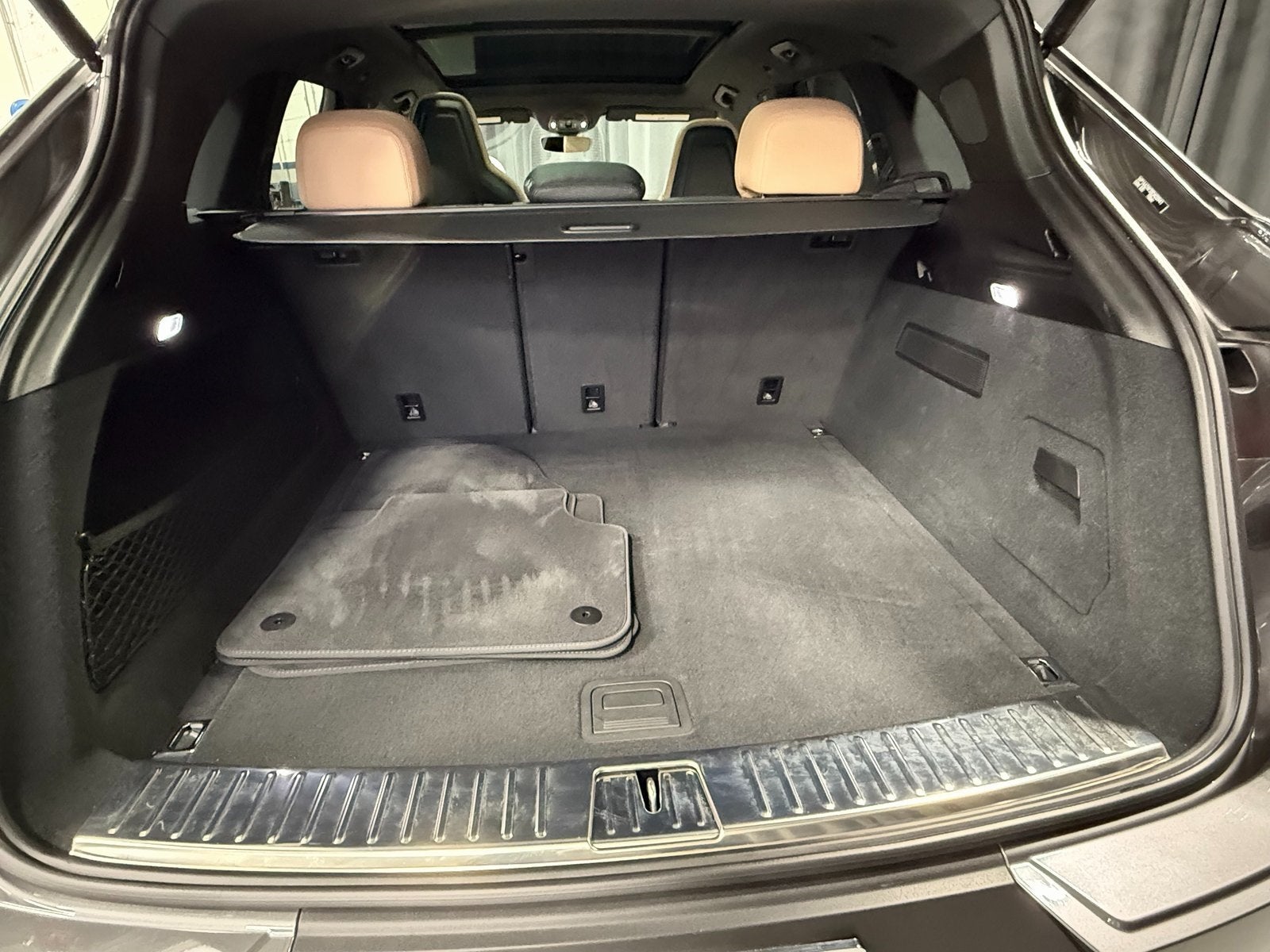 2025 Porsche Cayenne Base