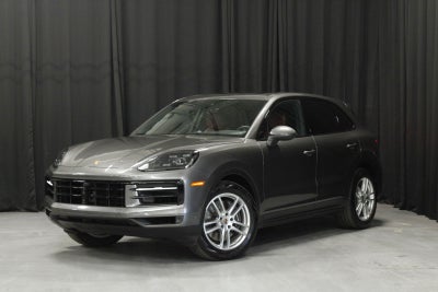 2025 Porsche Cayenne Base