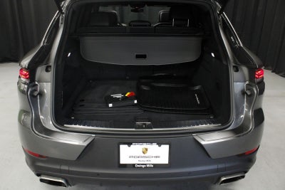 2025 Porsche Cayenne Base