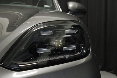 2025 Porsche Cayenne Base