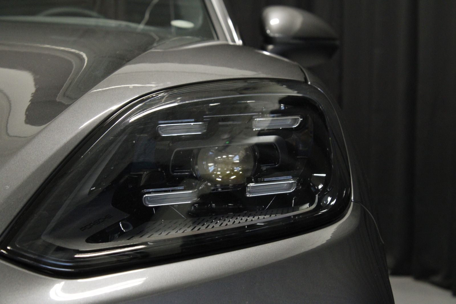 2025 Porsche Cayenne Base
