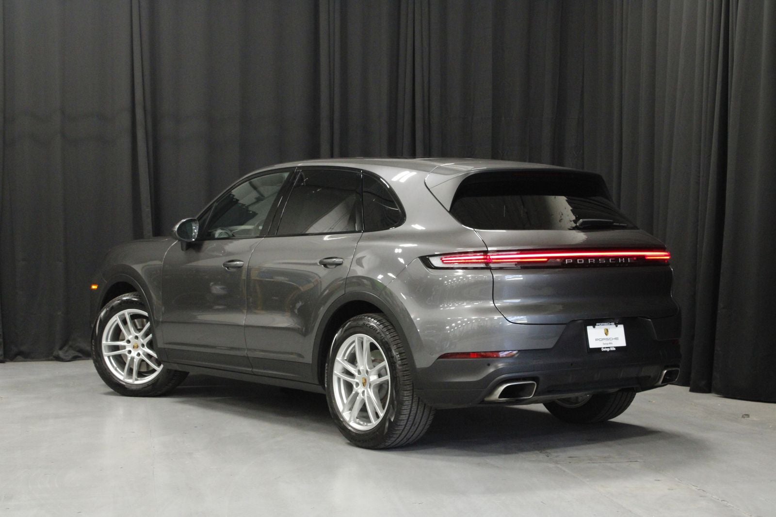 2025 Porsche Cayenne Base