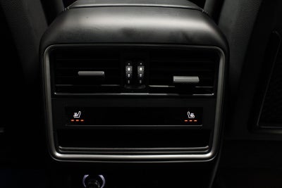 2025 Porsche Cayenne Base