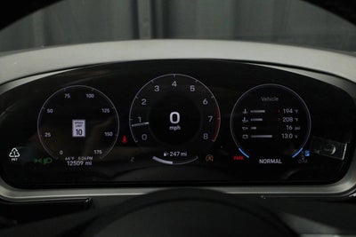 2025 Porsche Cayenne Base