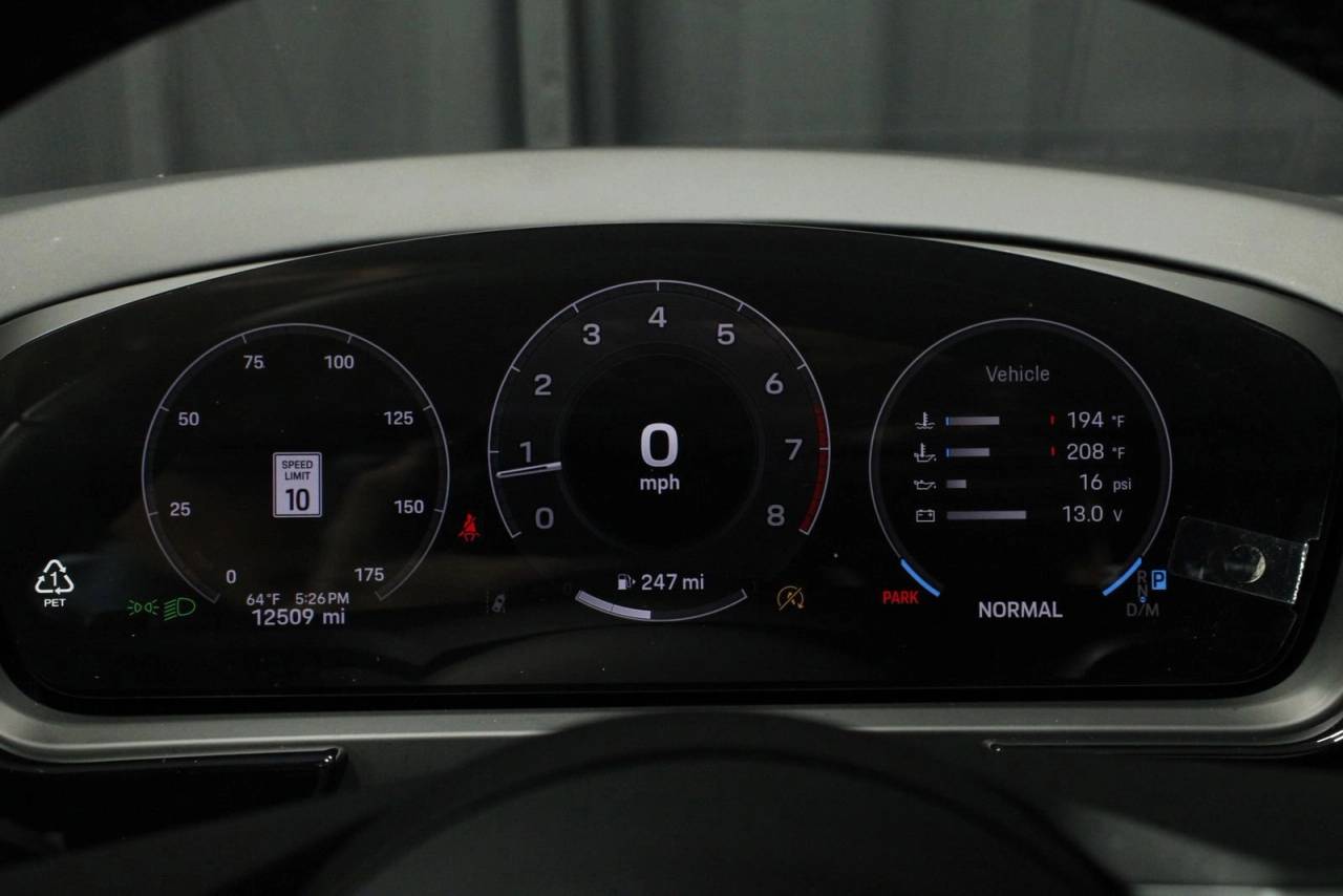 2025 Porsche Cayenne Base
