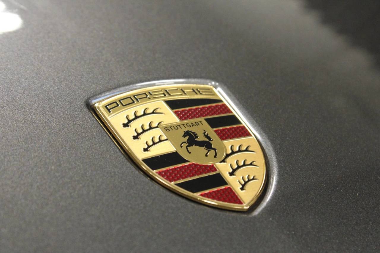 2025 Porsche Cayenne Base