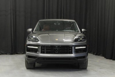 2025 Porsche Cayenne Base