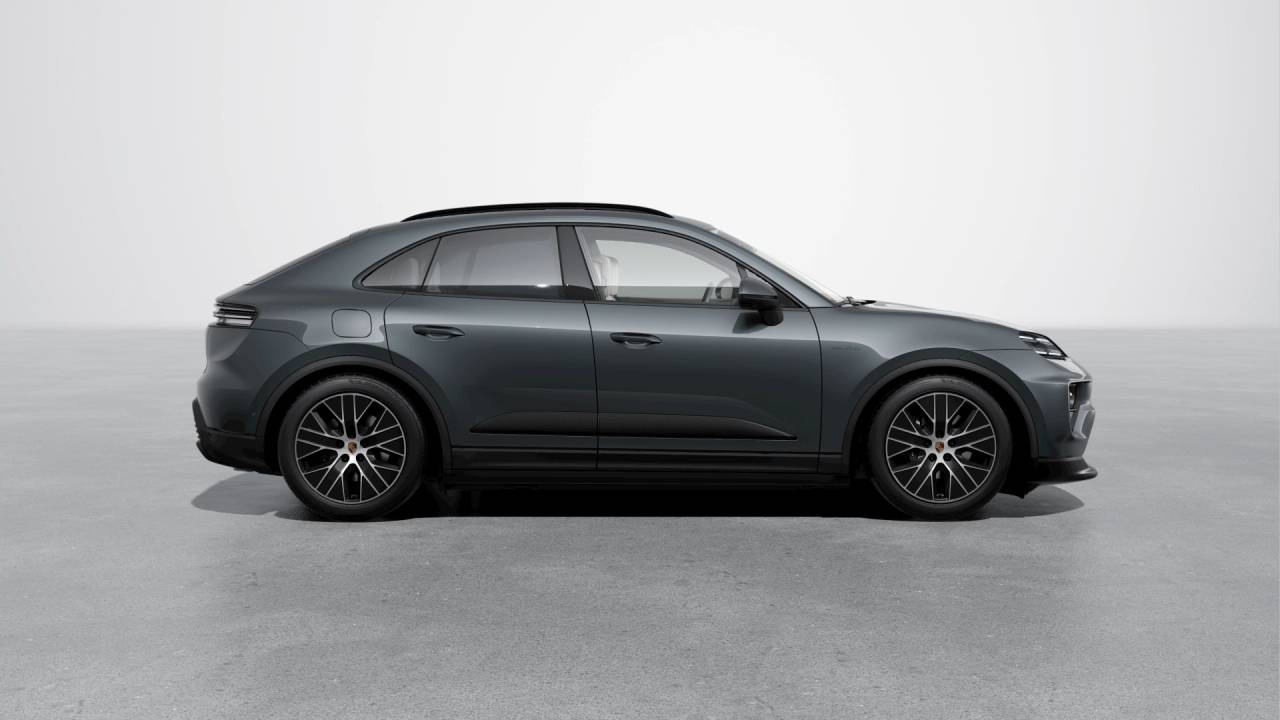 2025 Porsche Macan 4 Electric
