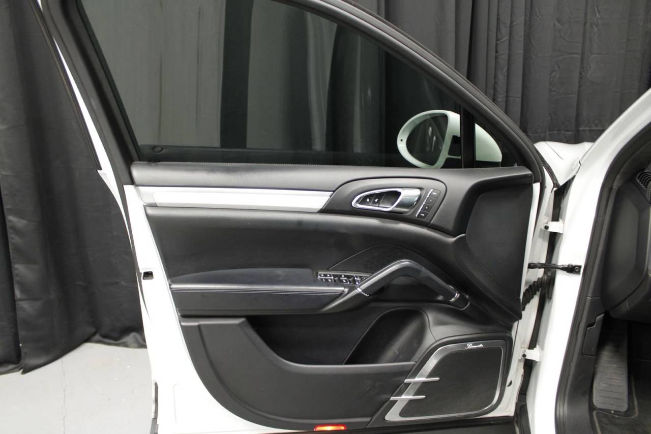 2015 Porsche Cayenne Turbo