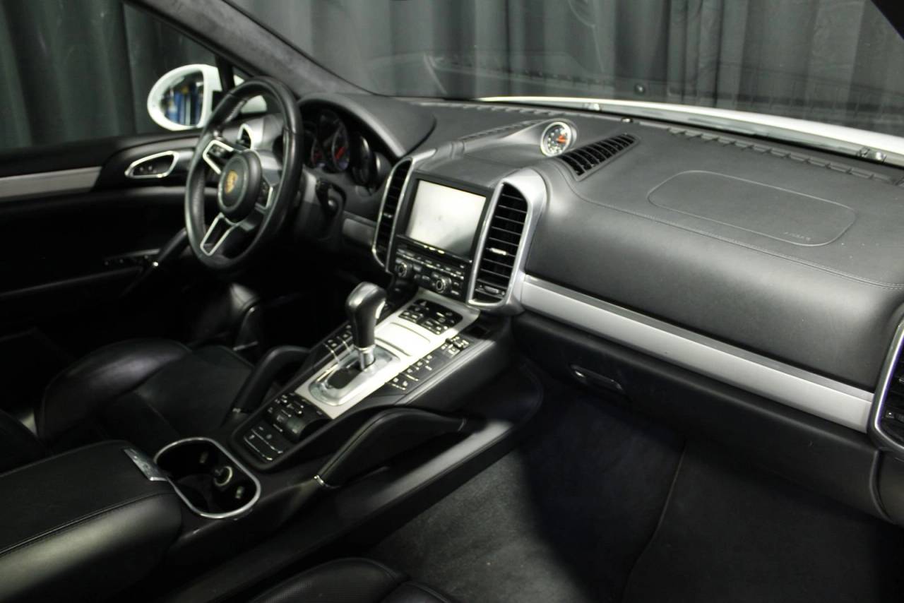 2015 Porsche Cayenne Turbo