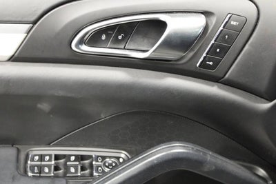 2015 Porsche Cayenne Turbo