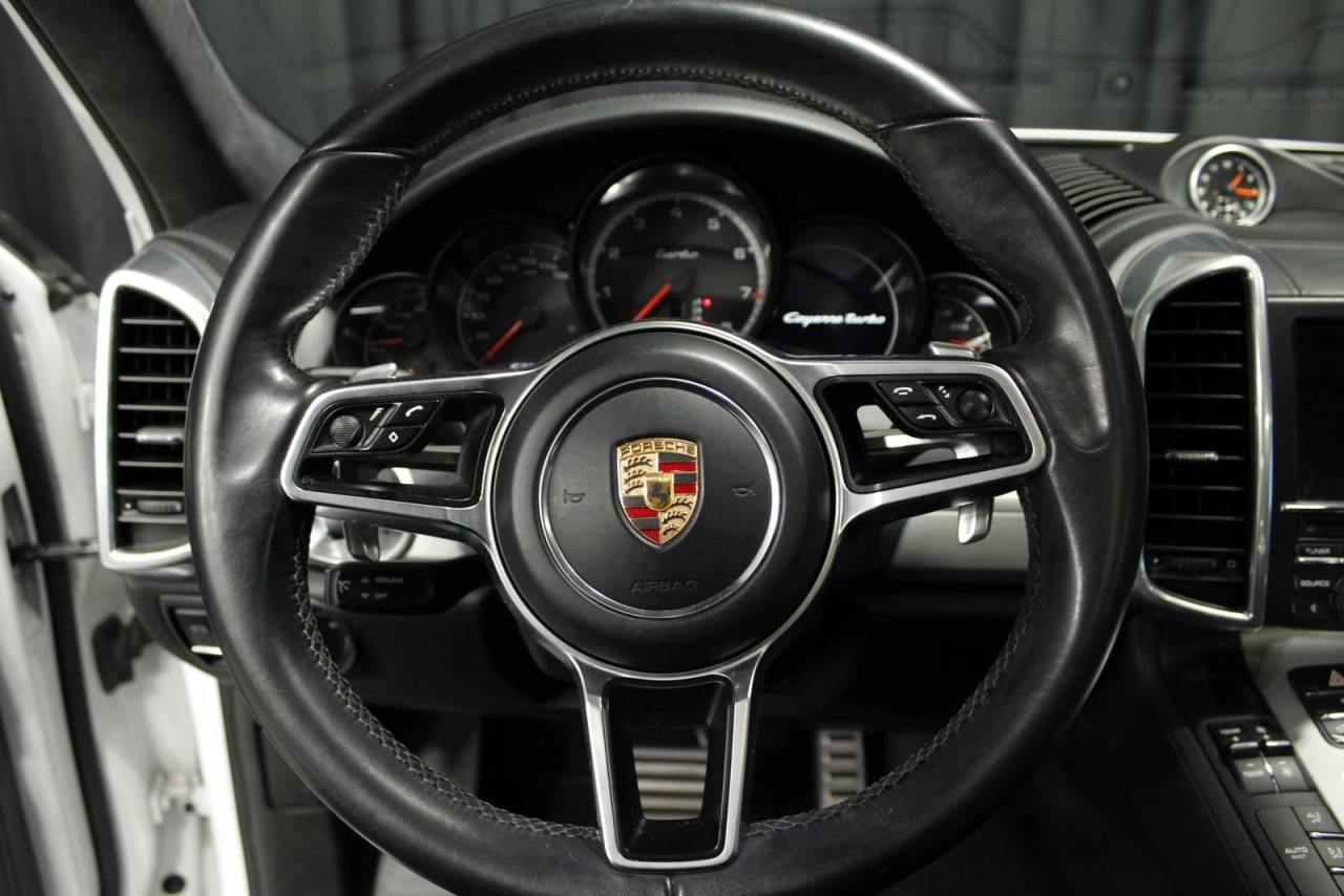 2015 Porsche Cayenne Turbo