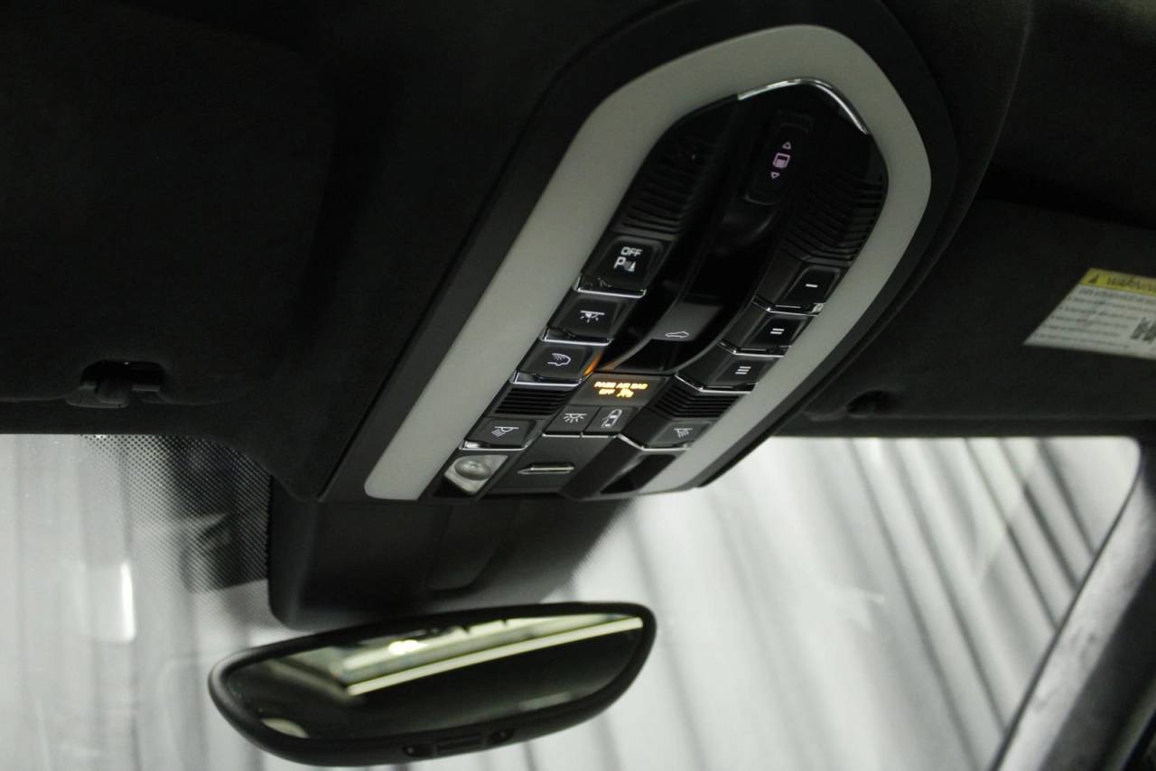 2015 Porsche Cayenne Turbo