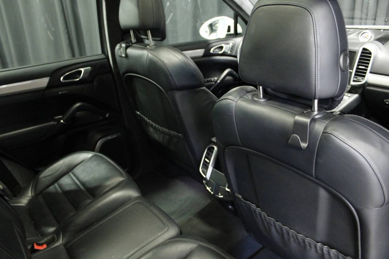 2015 Porsche Cayenne Turbo