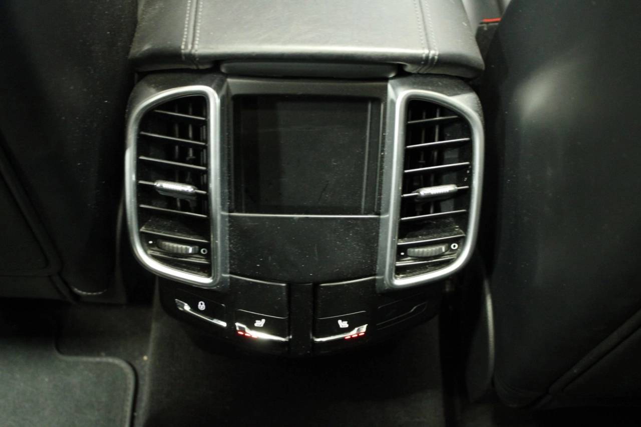 2015 Porsche Cayenne Turbo