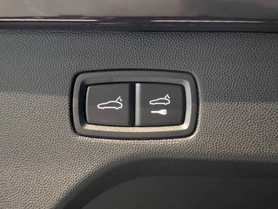 2024 Porsche Macan Electric Turbo