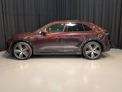 2024 Porsche Macan Electric Turbo