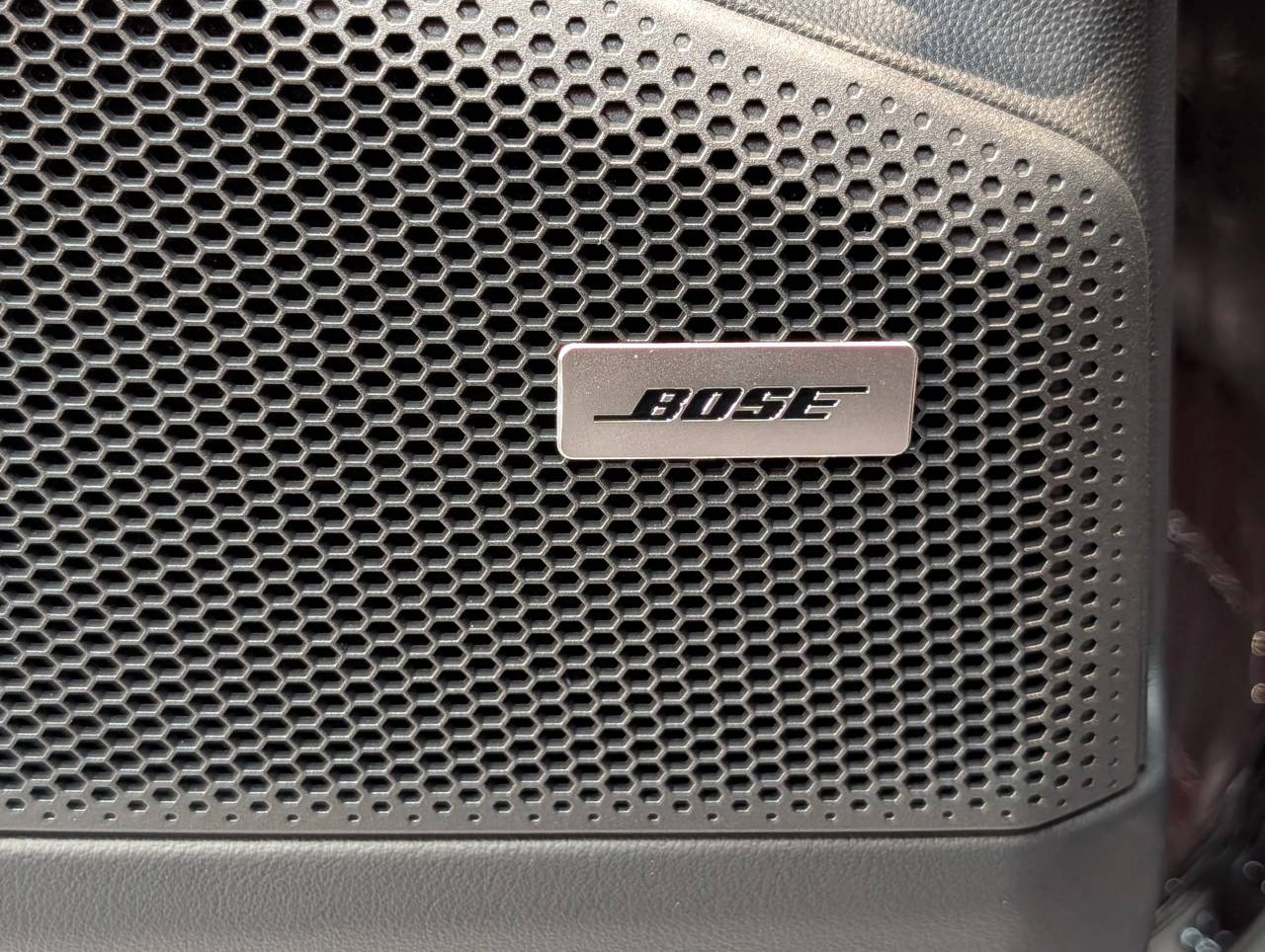 2024 Porsche Macan Electric Turbo