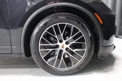 2025 Porsche Macan Electric Base