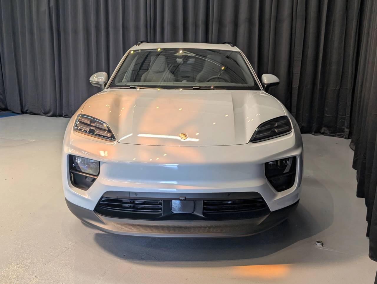 2025 Porsche Macan Electric