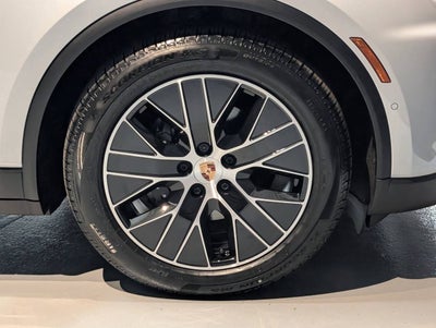 2025 Porsche Macan Electric