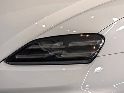 2025 Porsche Macan Electric