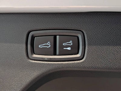 2025 Porsche Macan Electric