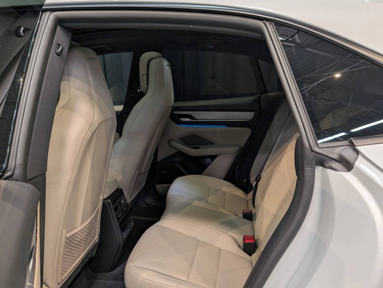 2025 Porsche Macan Electric