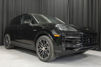 2024 Porsche Cayenne E-Hybrid Base