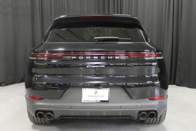 2024 Porsche Cayenne E-Hybrid Base