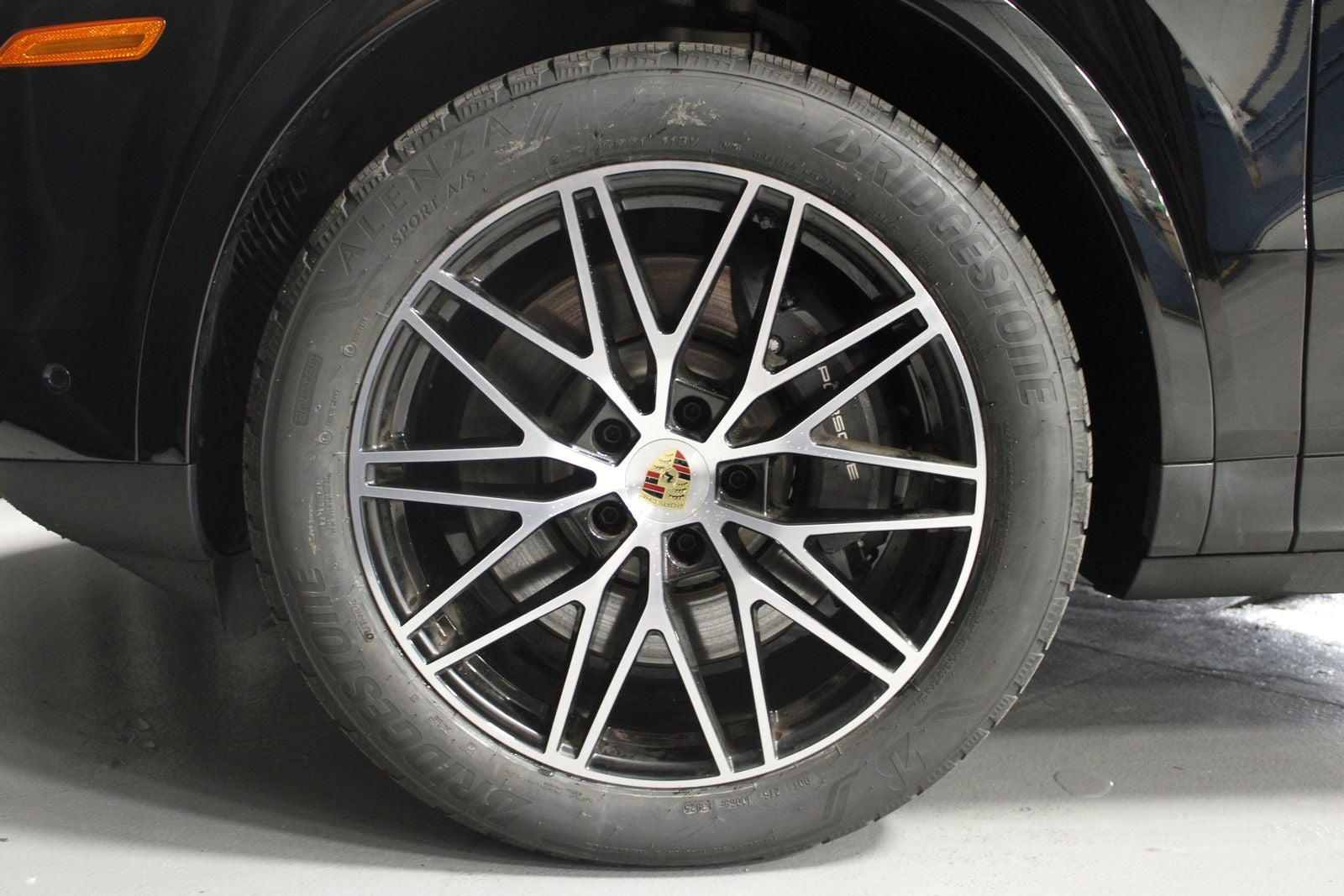 2024 Porsche Cayenne E-Hybrid Base