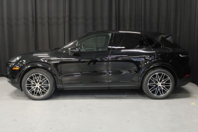 2024 Porsche Cayenne E-Hybrid Base
