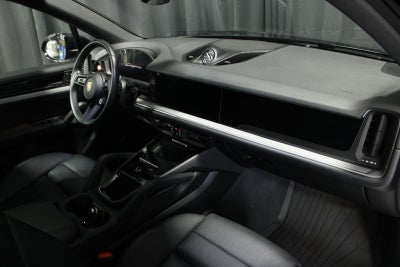 2024 Porsche Cayenne E-Hybrid Base