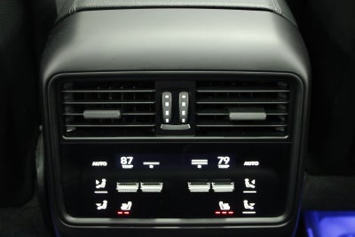 2024 Porsche Cayenne E-Hybrid Base