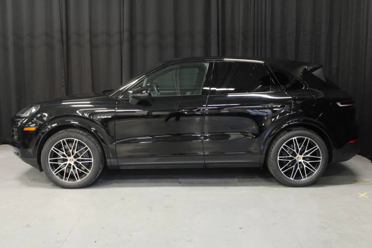 2024 Porsche Cayenne E-Hybrid