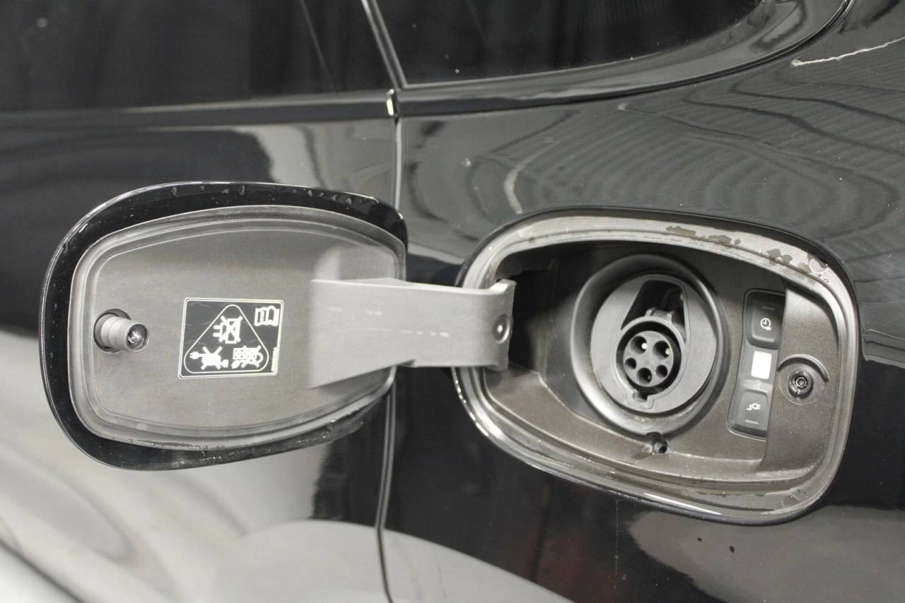 2024 Porsche Cayenne E-Hybrid