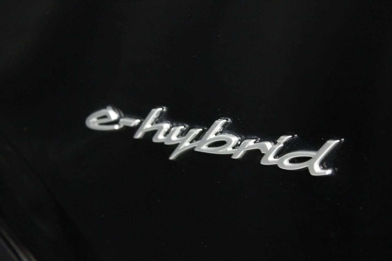 2024 Porsche Cayenne E-Hybrid
