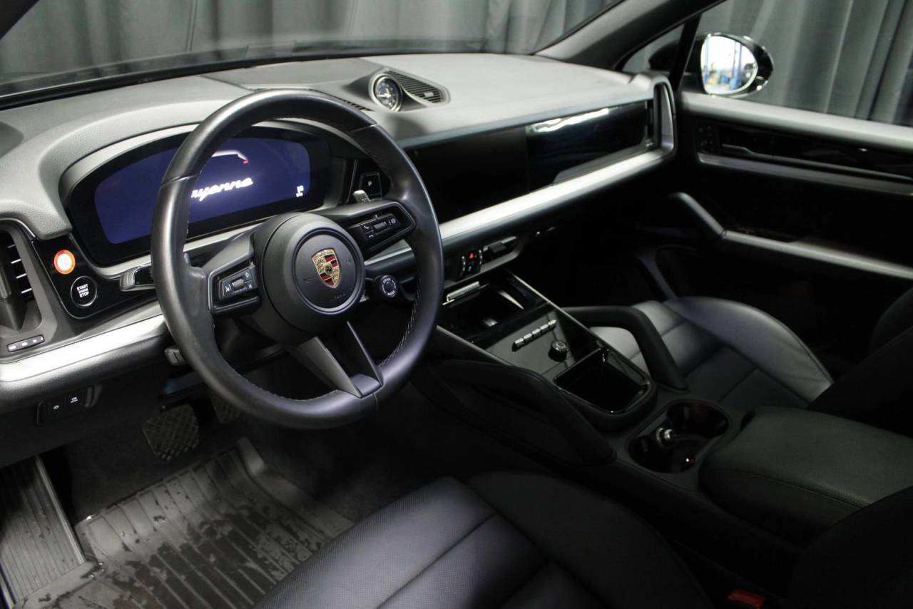 2024 Porsche Cayenne E-Hybrid