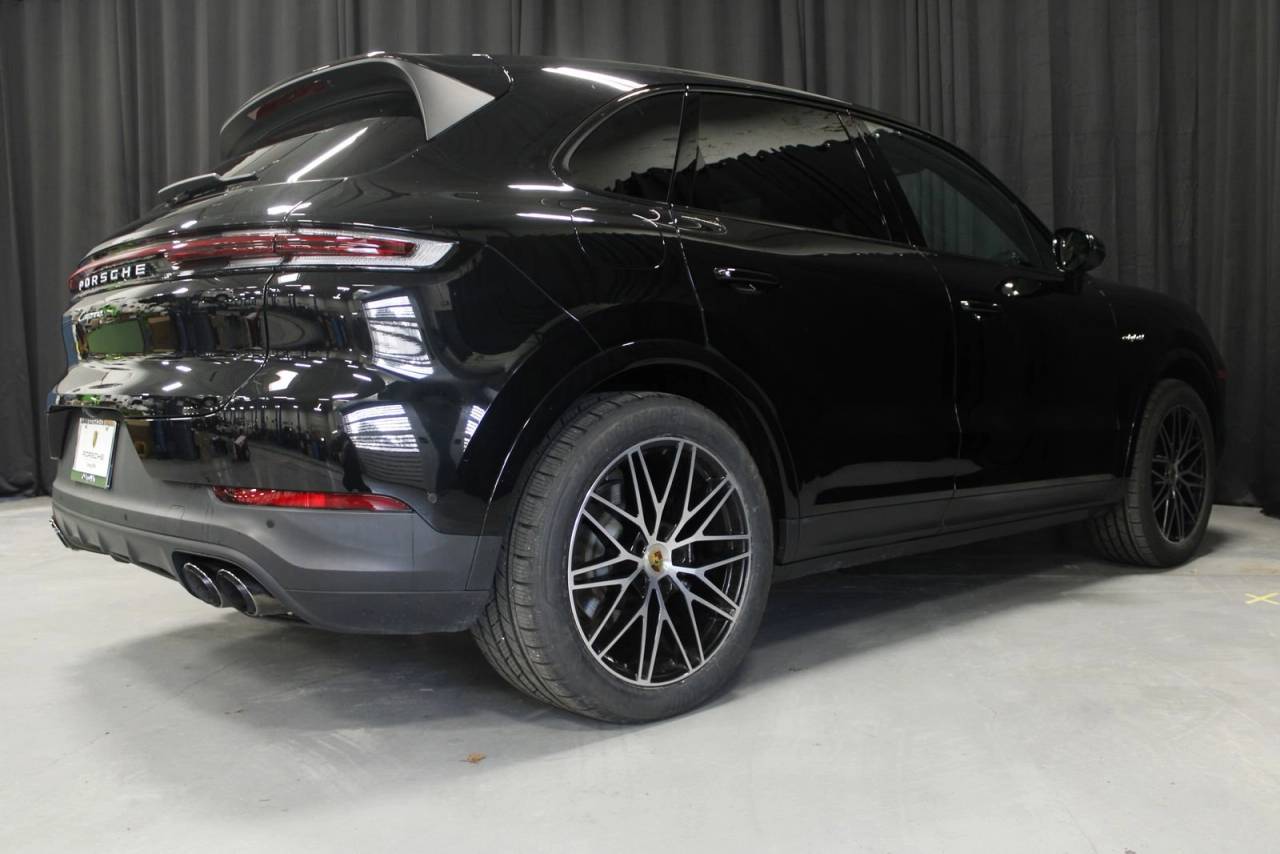 2024 Porsche Cayenne E-Hybrid